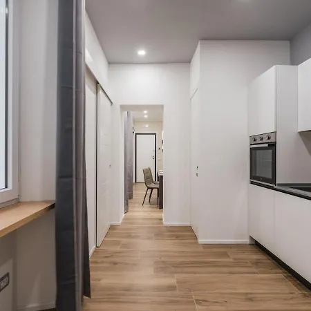 Daire The Rent - Modern Three-bedroom A Few Steps From The Colosseum *