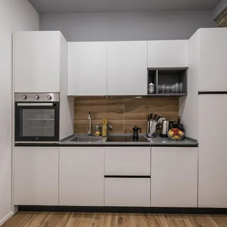 The Rent - Modern Three-bedroom A Few Steps From The Colosseum Apartment
